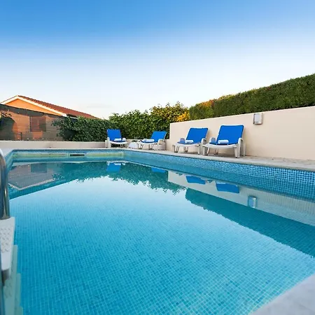 Bungalow With 2 Bedrooms In Montizana With Wonderful Sea View Private Pool Enclosed Garden 6 Km From The Beach Holiday home Montizana